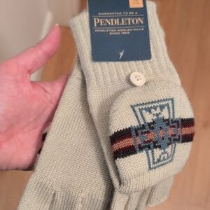 NWT Pendelton KNIT CONVERTIBLE FINGERLESS MITTENS